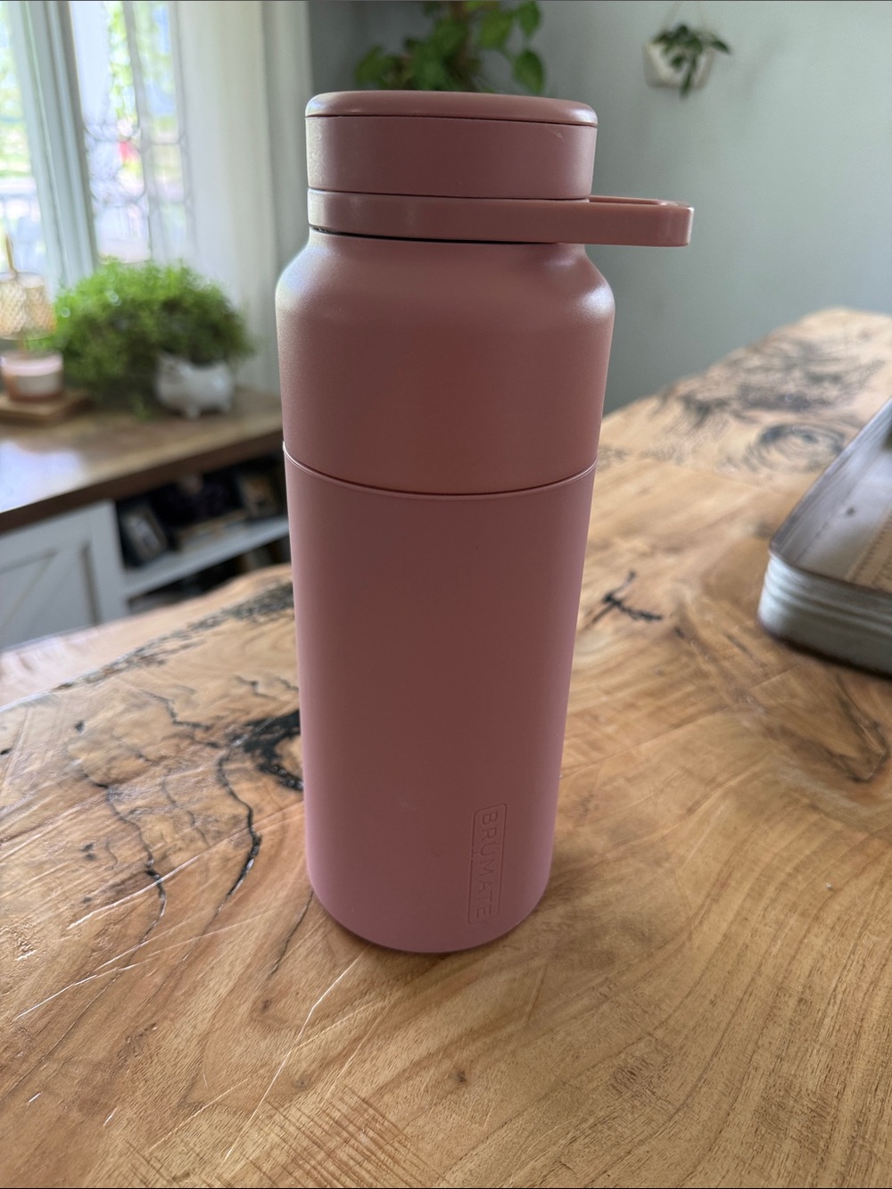 35oz Brumate Rotera (Morning Rose)